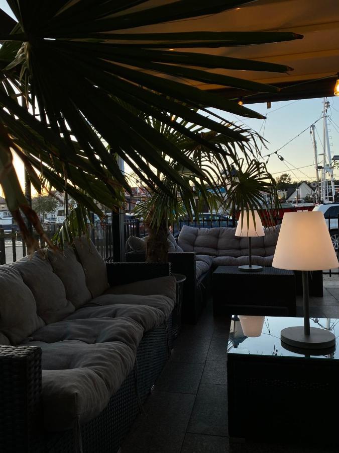 Golabek Leba Hotel Eksteriør billede