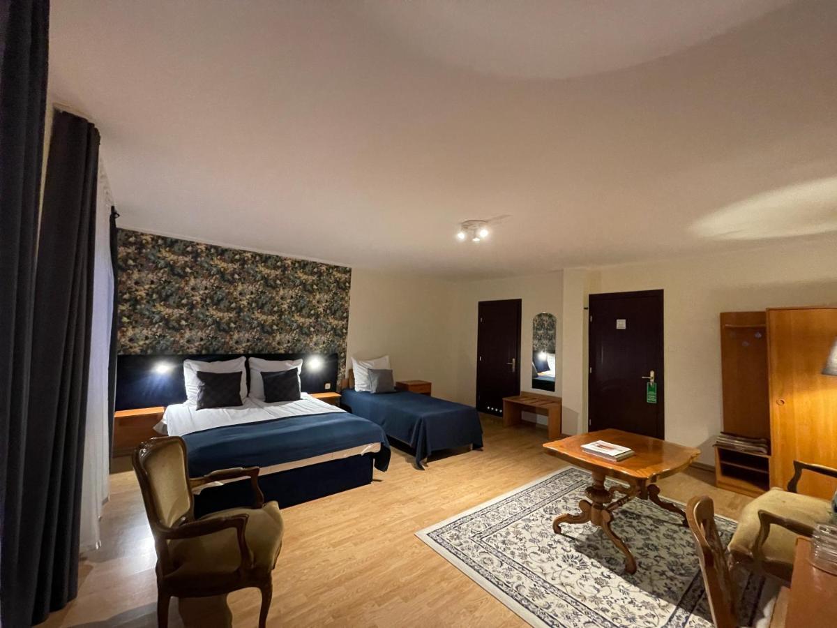Golabek Leba Hotel Eksteriør billede