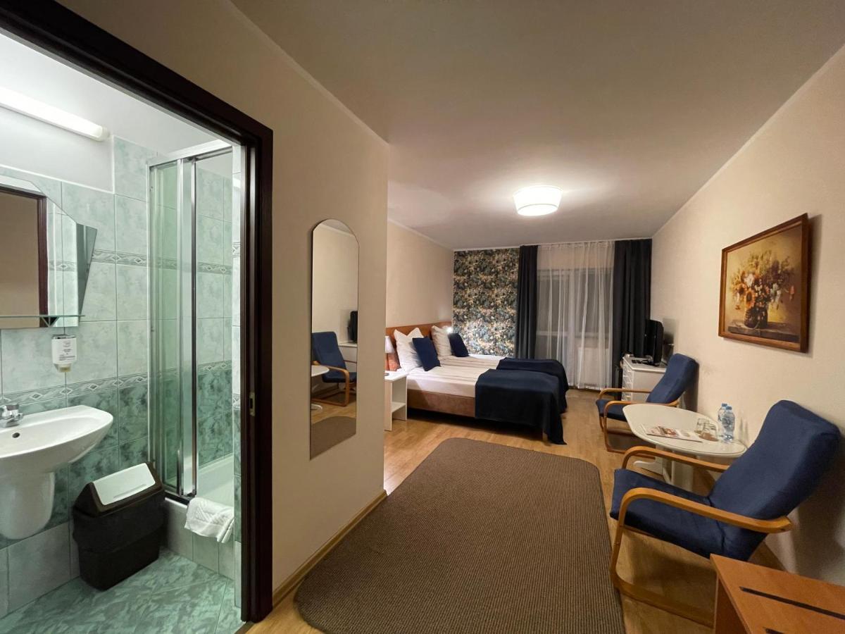 Golabek Leba Hotel Eksteriør billede
