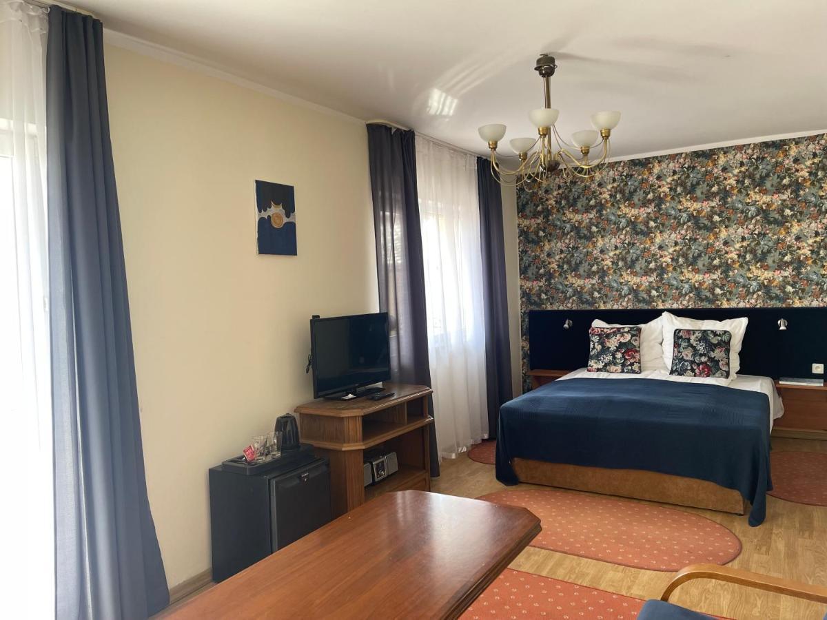 Golabek Leba Hotel Eksteriør billede
