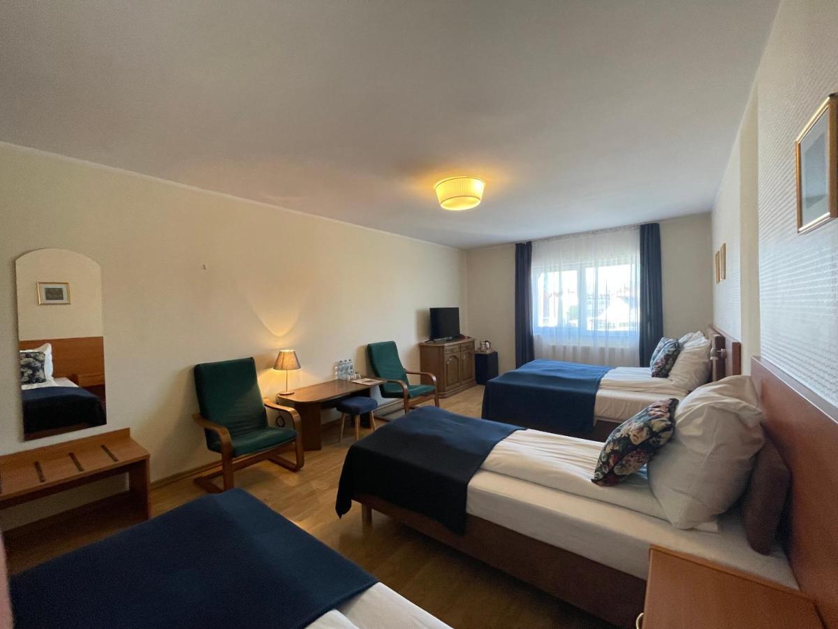 Golabek Leba Hotel Eksteriør billede
