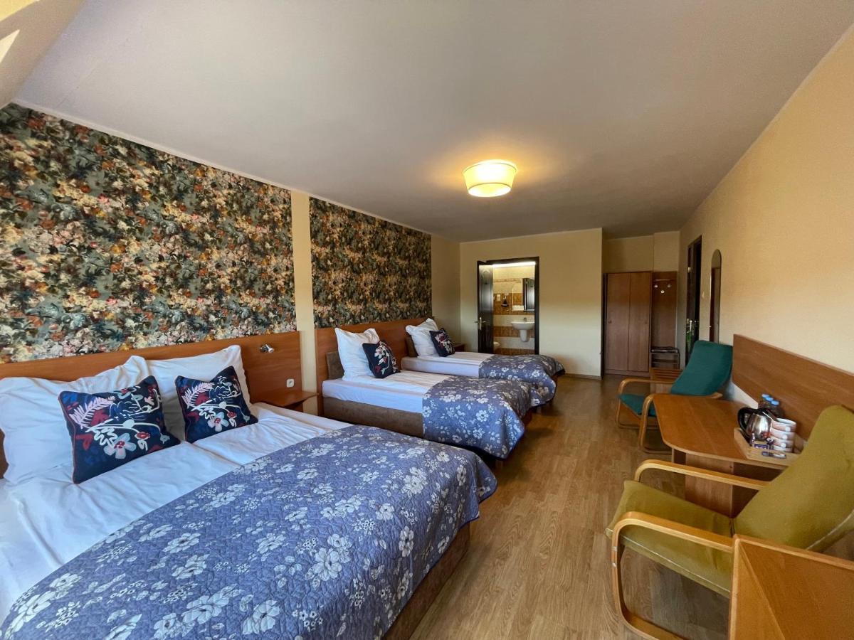 Golabek Leba Hotel Eksteriør billede