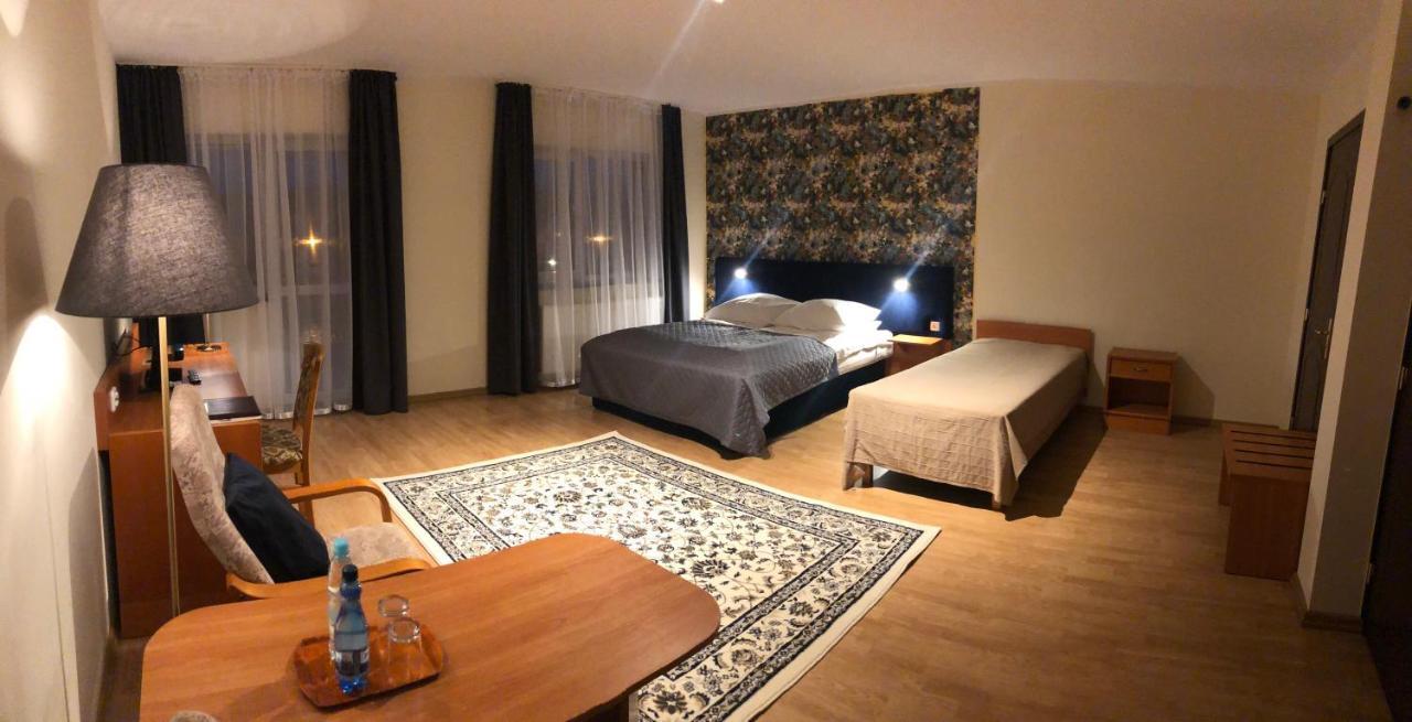 Golabek Leba Hotel Eksteriør billede